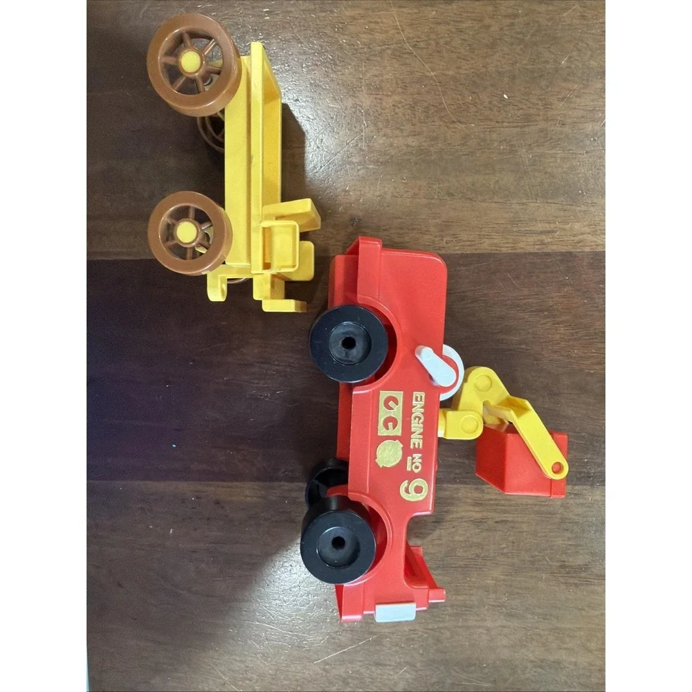 1975 Gabriel Wannabes Wagon And Fire truck